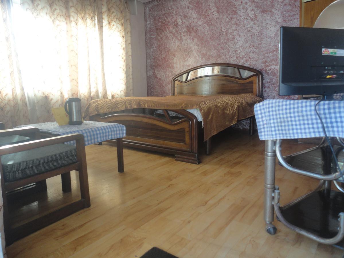 מוסורי Hotel Walnut Grove מראה חיצוני תמונה