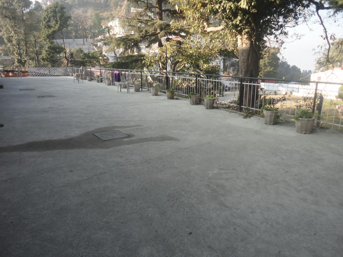 מוסורי Hotel Walnut Grove מראה חיצוני תמונה